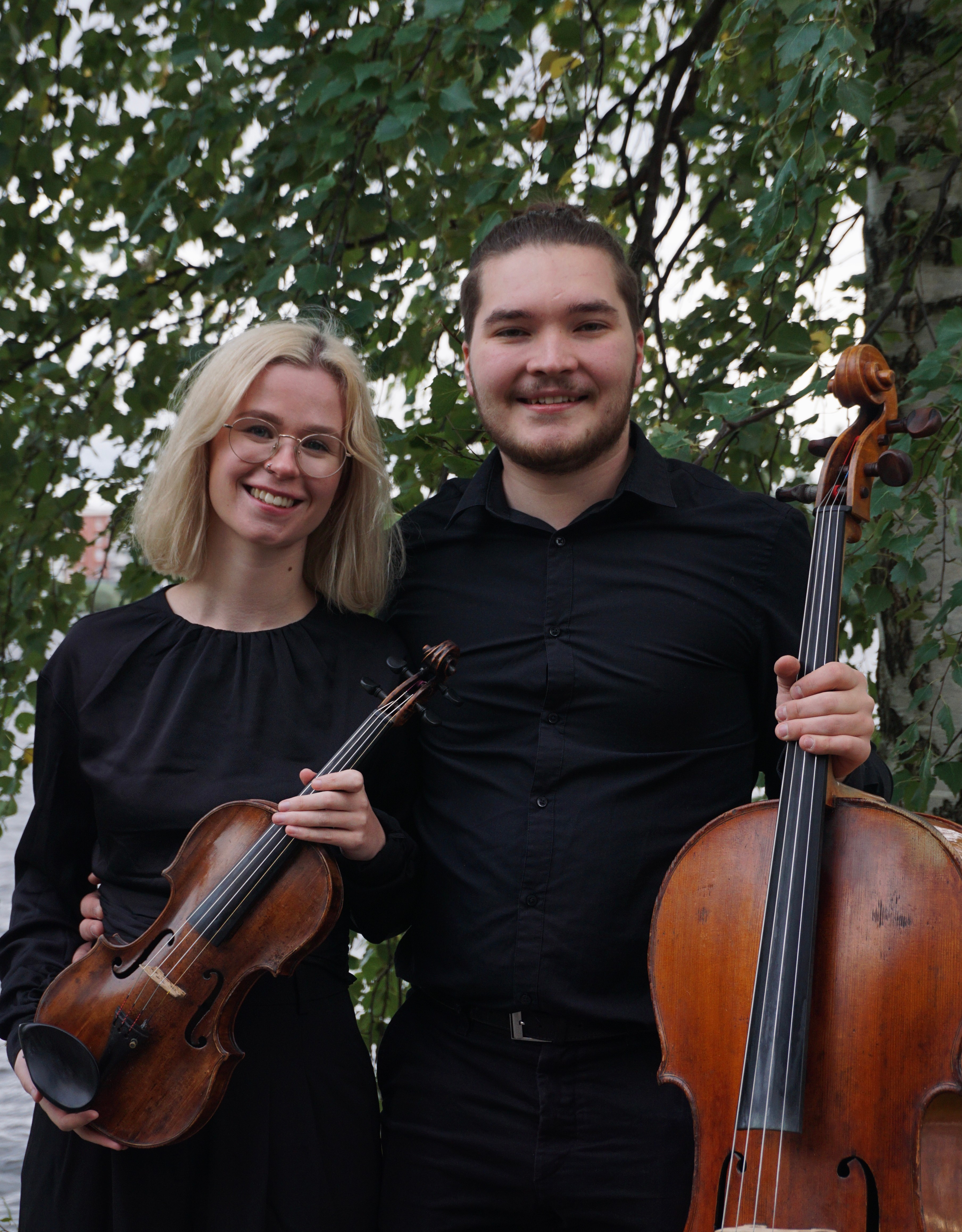 Meidän Duo - Maria Turunen, viulu ja Eero Vahtola, sello