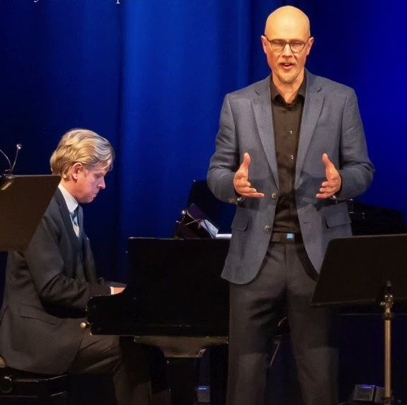 Toripäiväkonsertti: Antti Nissilä, baritoni ja Janne Hovi, piano Antti Nissilä ja Janne Hovi